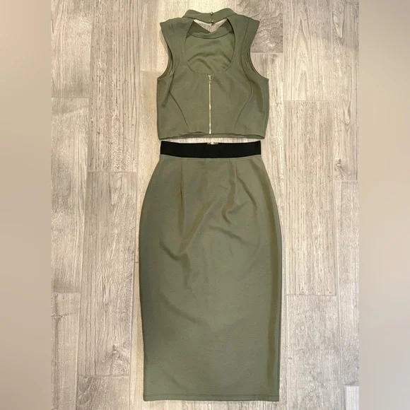Olive Green Women's Skirt Set - Picture 2 of 6